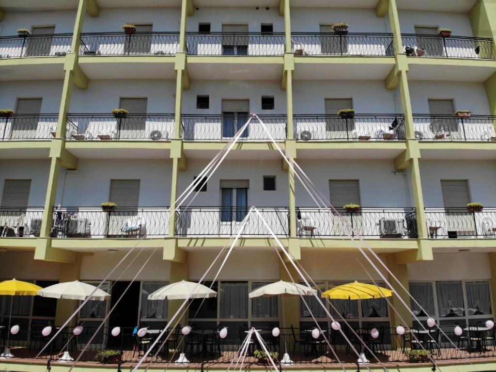 Hotel Ines Cesenatico Dış mekan fotoğraf